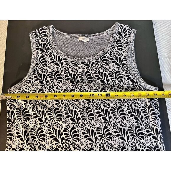 Talbots Sleeveless Sweater B/W Leaf Print Size Large Sweatervest - Picture 4 of 6